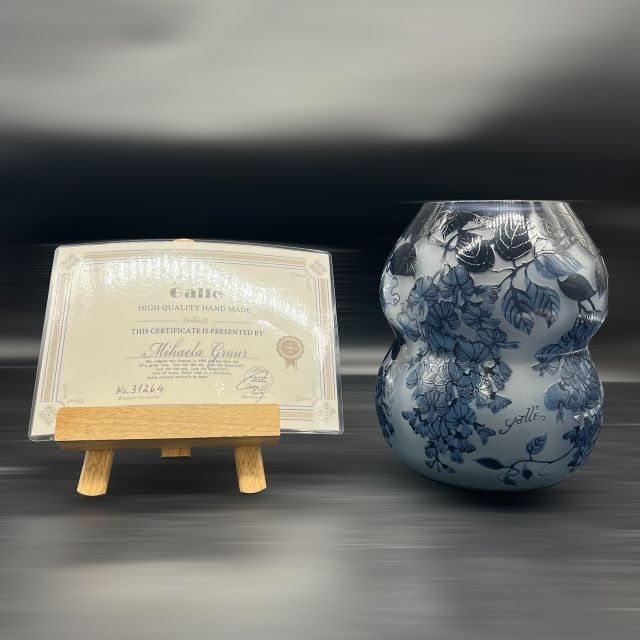 驚きの価格 エミールガレ 大 林檎紋 花器 花瓶 カメオ彫り 被せガラス