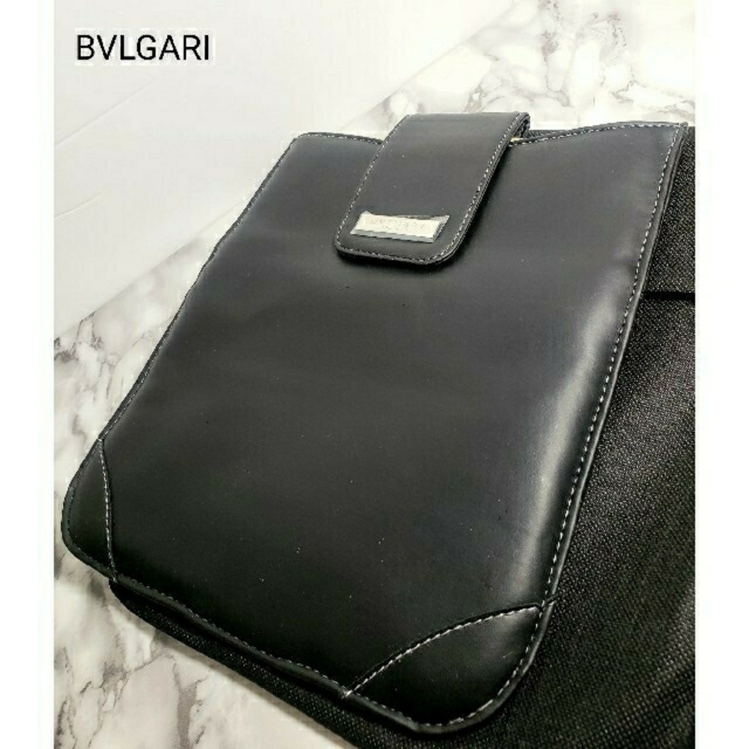 BVLGARI(ブルガリ)のブルガリ　BVLGARI　タブレット　収納　ポーチ　バッグ　限定品 メンズのバッグ(その他)の商品写真