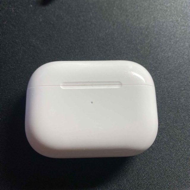 Apple(アップル)のAirPods Pro  エアポッズプロ スマホ/家電/カメラのオーディオ機器(ヘッドフォン/イヤフォン)の商品写真