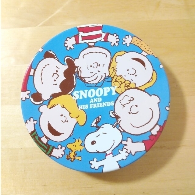 SNOOPY(スヌーピー)のスヌーピー　空き缶　小物入れ インテリア/住まい/日用品のインテリア/住まい/日用品 その他(その他)の商品写真