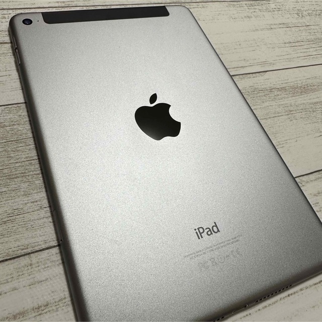 iPad(アイパッド)のiPad mini4 スペースグレー　128g スマホ/家電/カメラのPC/タブレット(タブレット)の商品写真