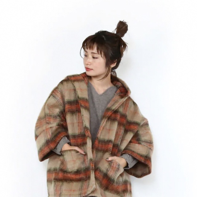 ichi(イチ)のichiチェックシャギーローブコート レディースのジャケット/アウター(ロングコート)の商品写真