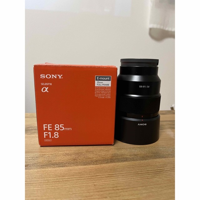 SONY(ソニー)のSONY 85mm f1.8 スマホ/家電/カメラのカメラ(レンズ(単焦点))の商品写真