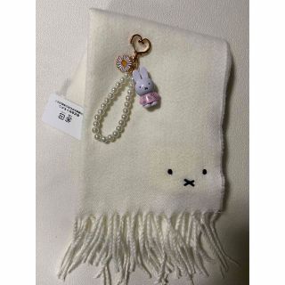 miffy ♡ マフラー  フェイス柄   🎁付き　　　(3枚目画像)(ネックウォーマー)