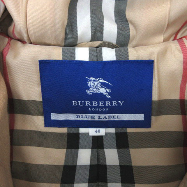 BURBERRY BLUE LABEL(バーバリーブルーレーベル)のバーバリーブルーレーベル ダッフルコート 裏地ノバチェック 40 ベージュ レディースのジャケット/アウター(ダッフルコート)の商品写真