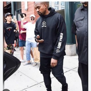 ナイキ(NIKE)のKanye West　saint pabol  パーカー　カニエウェスト(パーカー)