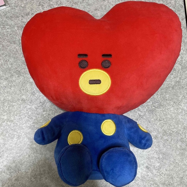 BT21 BASIC ぬいぐるみ Lサイズ TATA BTS エンタメ/ホビーのタレントグッズ(アイドルグッズ)の商品写真