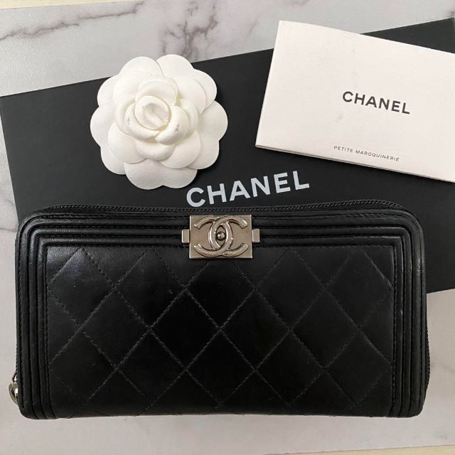 人気沸騰】 - CHANEL 正規品☆CHANEL ラウンドジップ 長財布 ボーイ