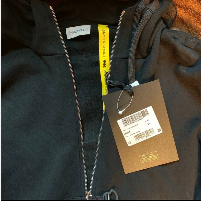 生まれのブランドで 5 MONCLER - MONCLER CRAIG スウェットパーカー L