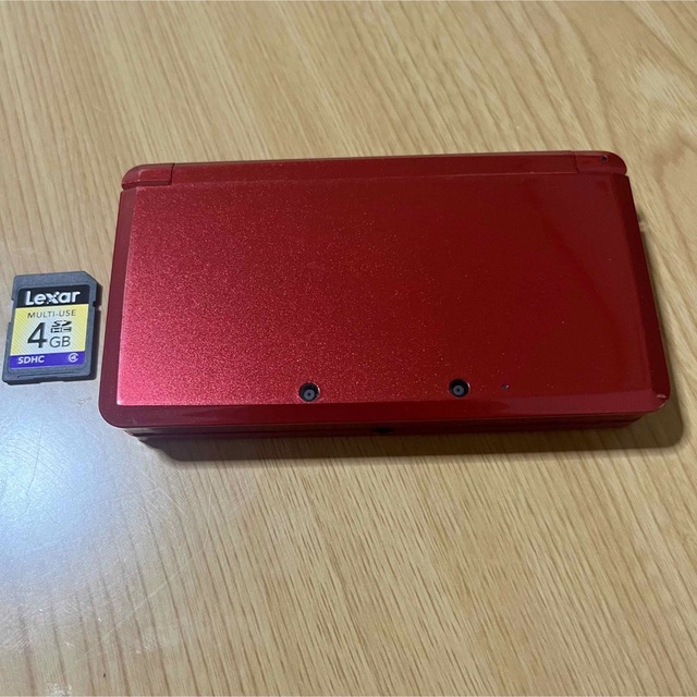 ニンテンドー3DS(ニンテンドー3DS)の3DS レッド 本体 エンタメ/ホビーのゲームソフト/ゲーム機本体(携帯用ゲーム機本体)の商品写真