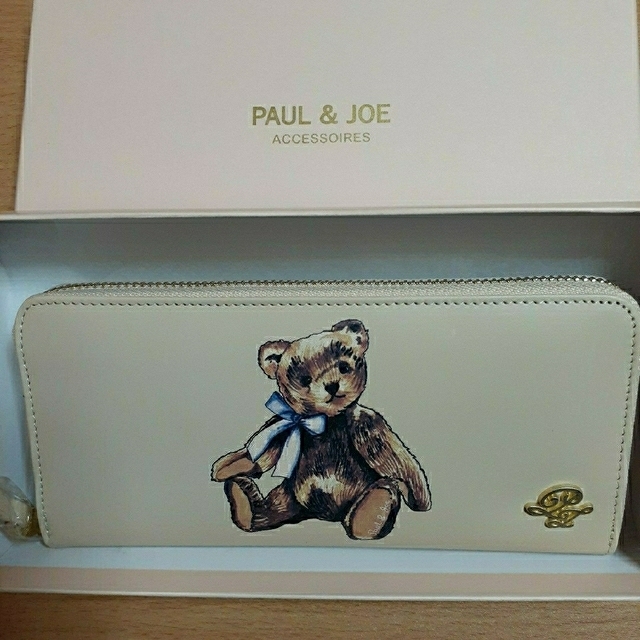 PAUL & JOE(ポールアンドジョー)のポール&ジョー本革長財布 PAUL&JOEテディベアラウンドファスナー長財布 レディースのファッション小物(財布)の商品写真