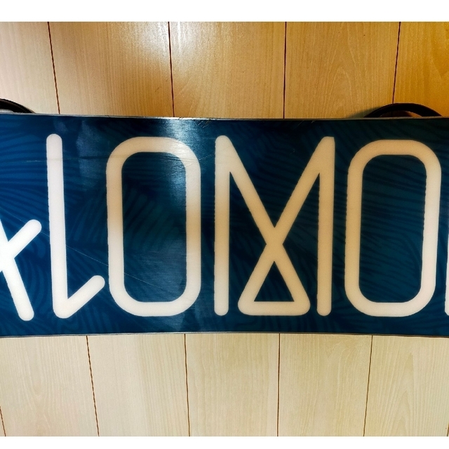 SALOMON(サロモン)のサロモン SALOMON スノーボード・ビンディング 2点セット ワックス済み スポーツ/アウトドアのスノーボード(ボード)の商品写真