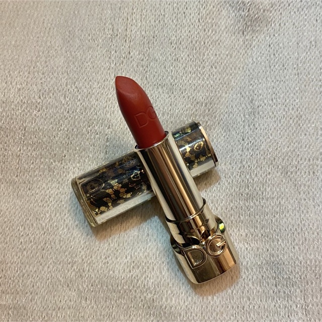 DOLCE GABBANA BEAUTY ドルチェガッバーナビューティ リップスティックの通販 by NM|ドルチェアンドガッバーナビューティならラクマ dolcegabbana リップライナー 1.88g 赤 レッド