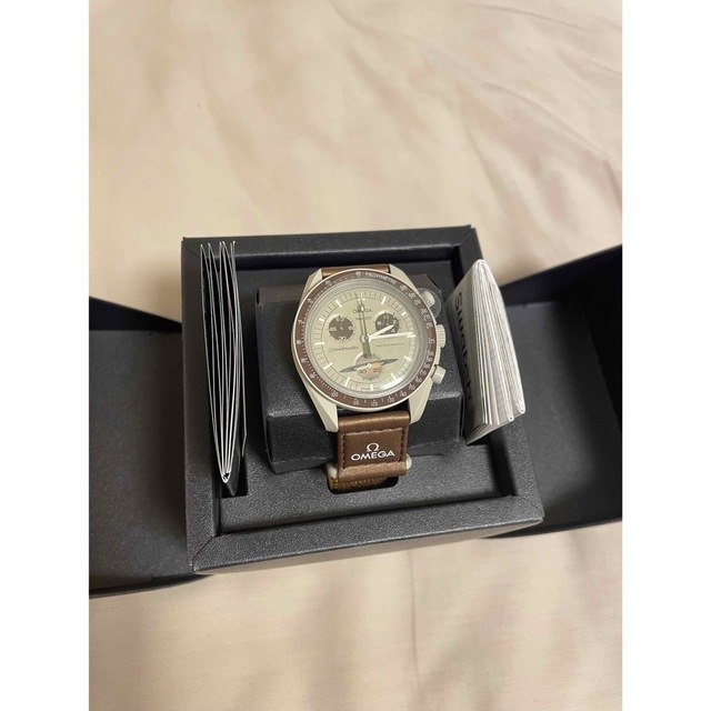 swatch(スウォッチ)のOMEGA swatch サターン　新品・未使用　保証書・レシート付き メンズの時計(腕時計(アナログ))の商品写真