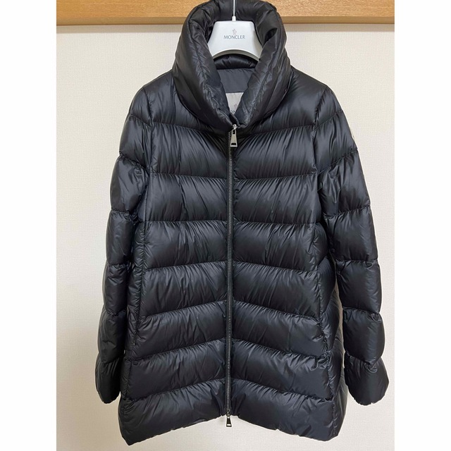 MONCLER ANGES GIUBBOTTOレディース　ダウンコート