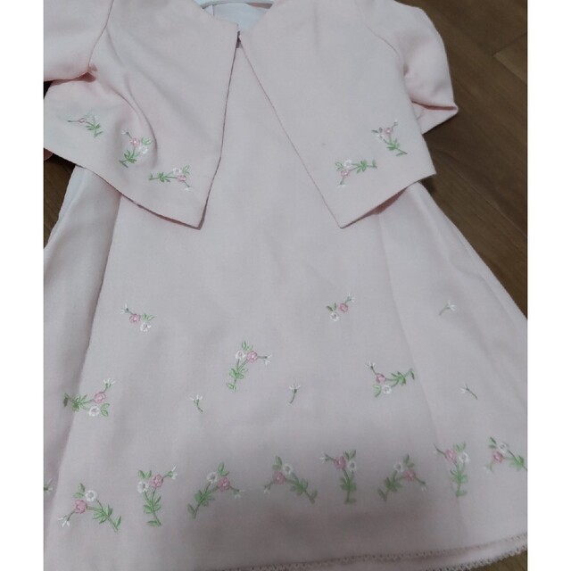 Marie Claire(マリクレール)のMarie claire１１０センチフォーマルスーツ キッズ/ベビー/マタニティのキッズ服女の子用(90cm~)(ドレス/フォーマル)の商品写真