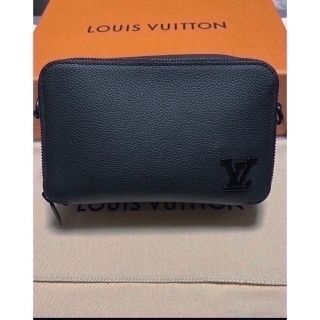 ルイヴィトン(LOUIS VUITTON)のアルファ・ウエアラブル ウォレット(ボディーバッグ)