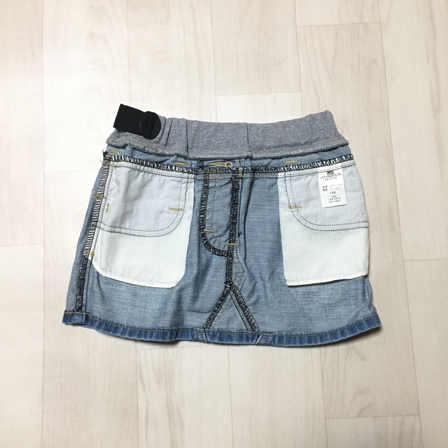 Lee(リー)のLEE デニム　定番　スカート  130 キッズ/ベビー/マタニティのキッズ服女の子用(90cm~)(スカート)の商品写真