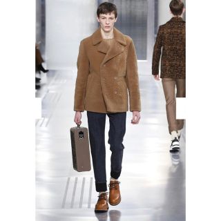 ルイヴィトン(LOUIS VUITTON)の15AW LOUIS VUITTON クリストファーネメス ムートン Pコート(ピーコート)