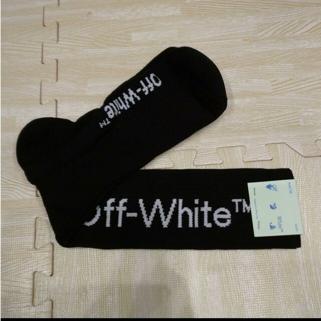 OFF-WHITE(オフホワイト)の新作 OFF－WHITE アローソックス メンズのレッグウェア(ソックス)の商品写真