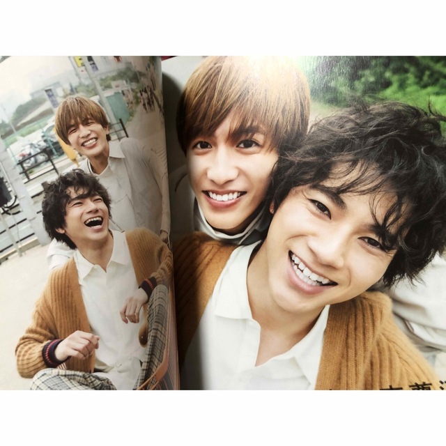 山田裕貴×志尊淳2019TVガイドdan vol.26表紙+18頁切り抜きの 山田裕貴×志尊淳2019TVガイドdan vol.26表紙+18頁切り抜きの