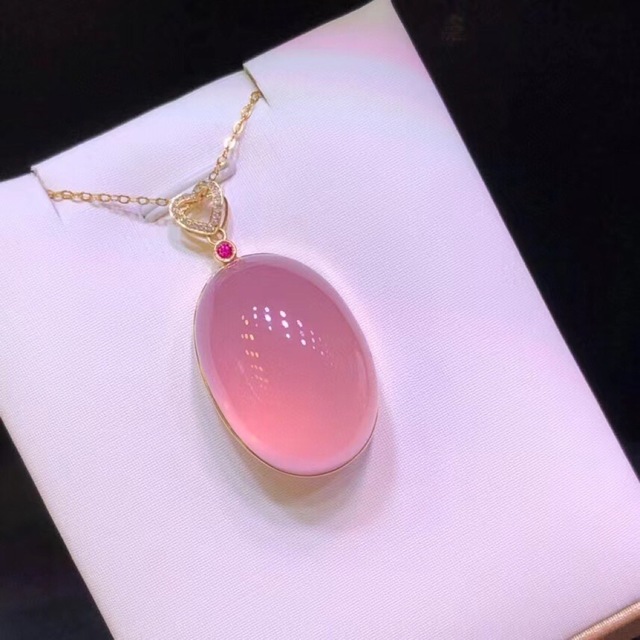 珍しい 【天然】スター ローズクォーツ 28.9*20.6*17.9mm ネックレス