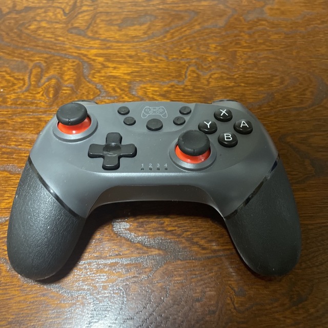 Nintendo Switch(ニンテンドースイッチ)のNintendoSwitch  プロコントローラー エンタメ/ホビーのゲームソフト/ゲーム機本体(家庭用ゲームソフト)の商品写真