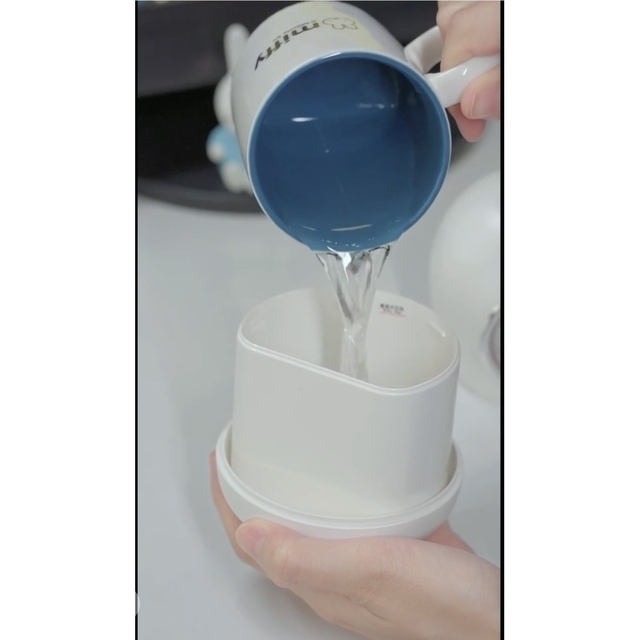 miffy　HUMIDIFIER ブルー　家庭用空気清浄機　加湿器　350ml スマホ/家電/カメラの生活家電(加湿器/除湿機)の商品写真