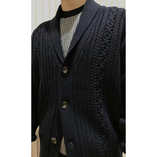 青山(アオヤマ)のMORLES KNIT COLLECTIONショールカラーローゲージカーディガン メンズのトップス(ニット/セーター)の商品写真