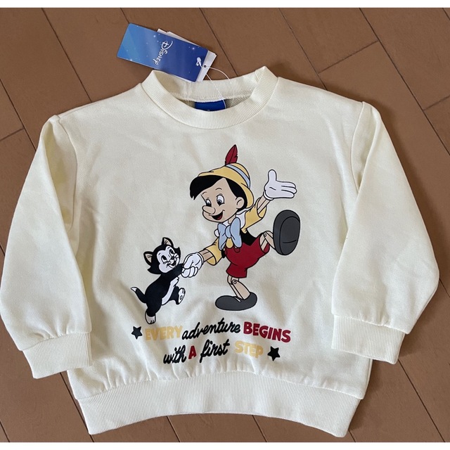 Disney(ディズニー)のピノキオ トレーナー 90 キッズ/ベビー/マタニティのキッズ服男の子用(90cm~)(Tシャツ/カットソー)の商品写真