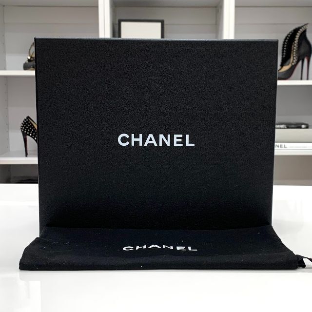 CHANEL - 5592 シャネル レザー パテント ココマーク チェーン