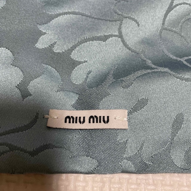 miumiu(ミュウミュウ)のmiumiu 巾着 レディースのファッション小物(ポーチ)の商品写真