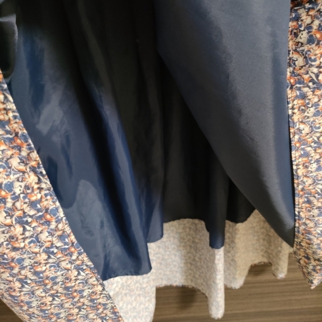 UNITED ARROWS(ユナイテッドアローズ)のユナイテッドアローズ　総柄スカート レディースのスカート(ひざ丈スカート)の商品写真