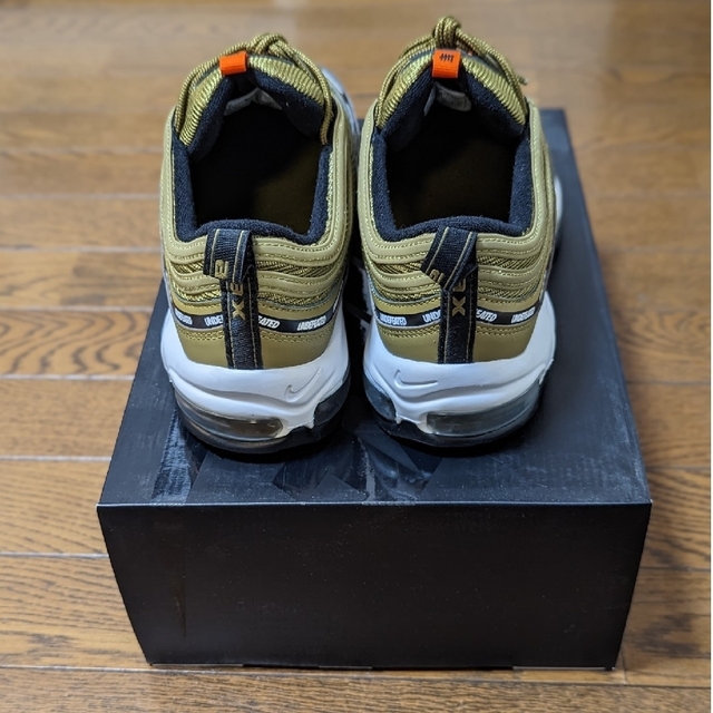 UNDEFEATED(アンディフィーテッド)のNIKE AIR MAX 97 × UNDEFEATED OLIVE 27cm メンズの靴/シューズ(スニーカー)の商品写真
