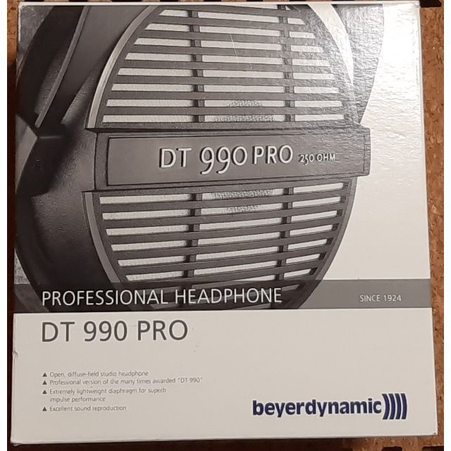 beyerdynamic DT990 PRO 250Ω 状態良/新品パッド/箱 スマホ/家電/カメラのオーディオ機器(ヘッドフォン/イヤフォン)の商品写真