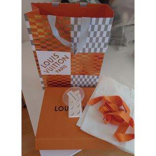 ルイヴィトン(LOUIS VUITTON)のルイ・ヴィトン　LOUIS VUITTON　ショッパー　箱　ラッピング(ショップ袋)