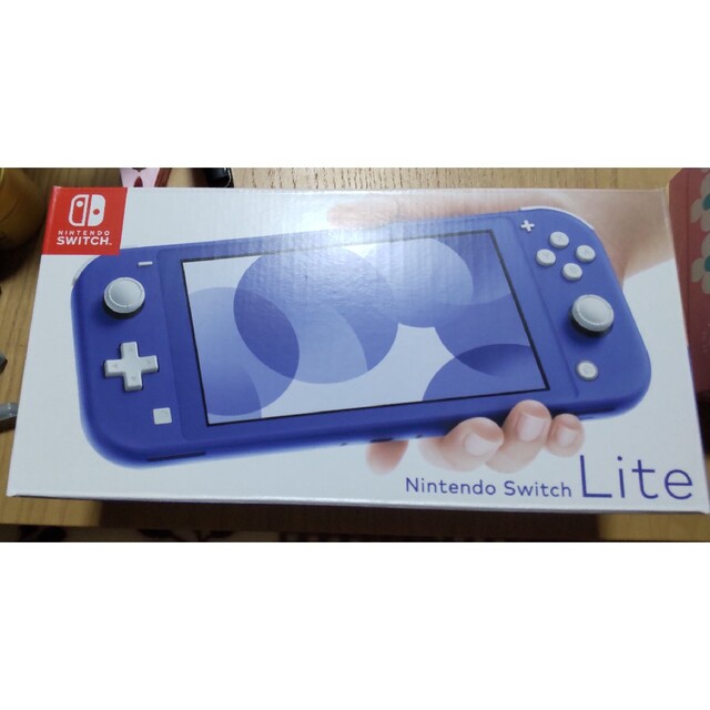 新品未使用品　Nintendo Switch LITE ブルー