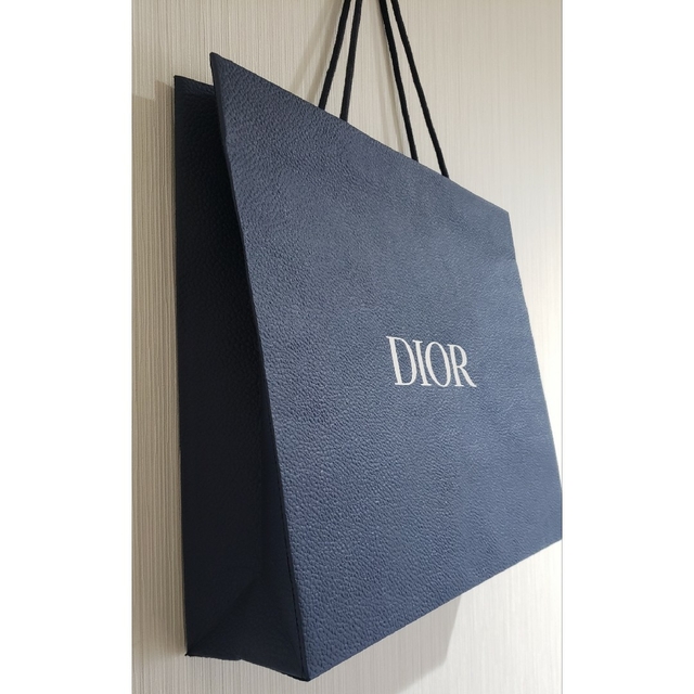 Christian Dior(クリスチャンディオール)のDIOR ディオール　ショップ袋　紙袋 レディースのバッグ(ショップ袋)の商品写真