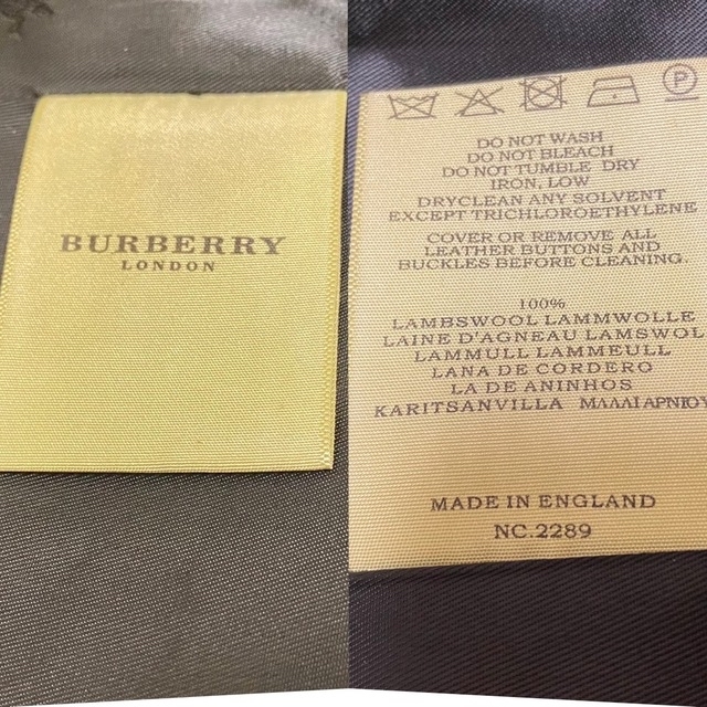 BURBERRY(バーバリー)のりぃ様専用です　バーバリーロンドン　ダッフルコート　ノバチェック　ブラック　 レディースのジャケット/アウター(ダッフルコート)の商品写真