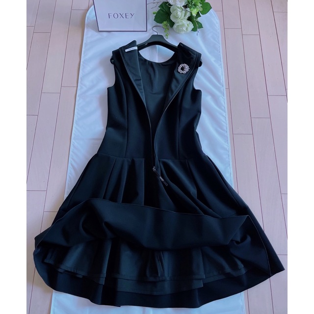 FOXEY 2018年 フリルワンピース38 新品同様 Rene-