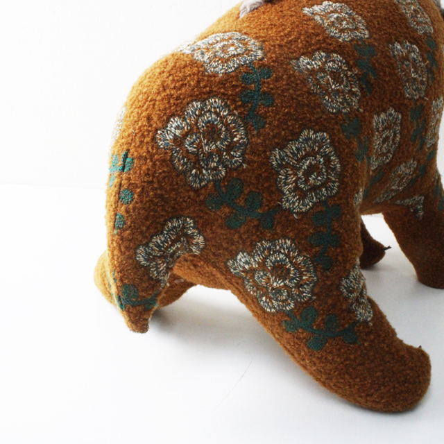 美品 2022 mina perhonen ミナペルホネン yula 刺繍 inukuma イヌクマ