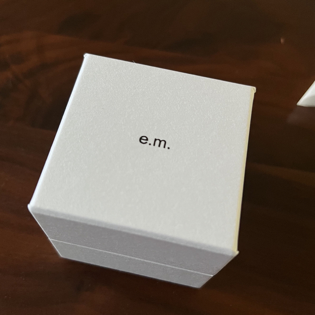 e.m.(イーエム)のe.m 片耳用　フープピアス レディースのアクセサリー(ピアス)の商品写真
