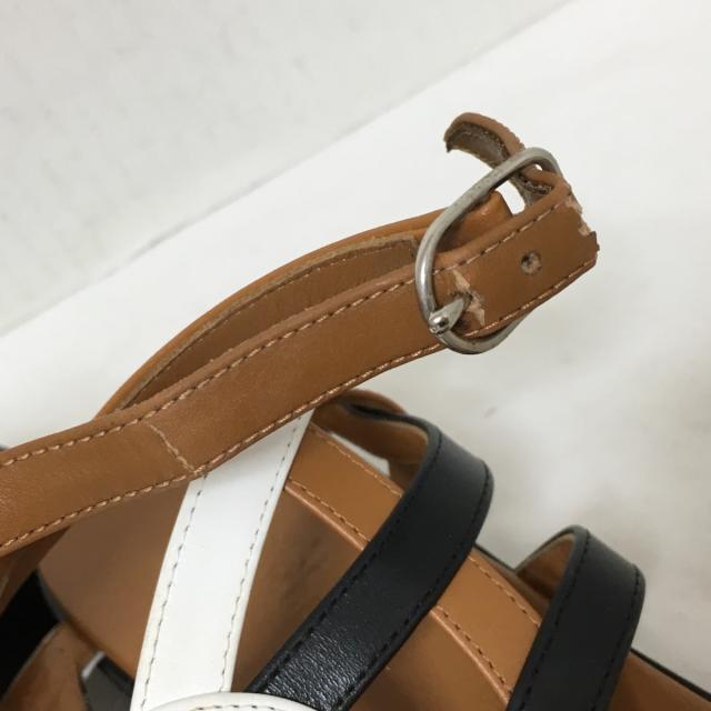 Hermes(エルメス)のエルメス サンダル 38 レディース レザー レディースの靴/シューズ(サンダル)の商品写真