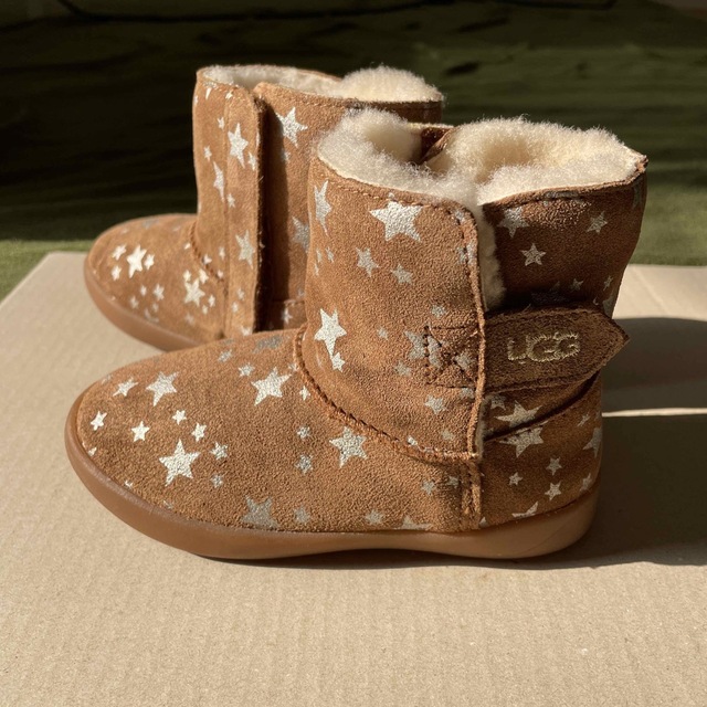 新品　早い者勝ち　UGG ムートンブーツ