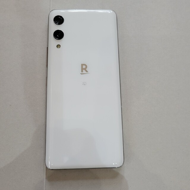 Rakuten Hand ハンド P710 esim 有機EL ケース付き 2