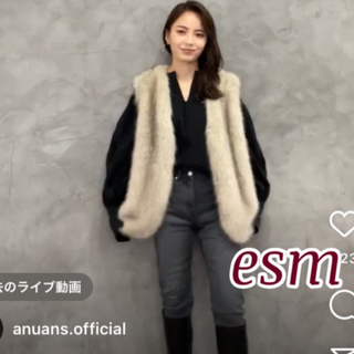 ánuans - anuans ショートファーベスト の通販 by esm☆'s shop｜ア