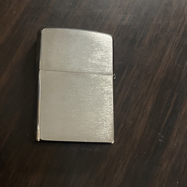 ZIPPO(ジッポー)のジッポー　中古品　ZIPPO 無地 メンズのファッション小物(タバコグッズ)の商品写真