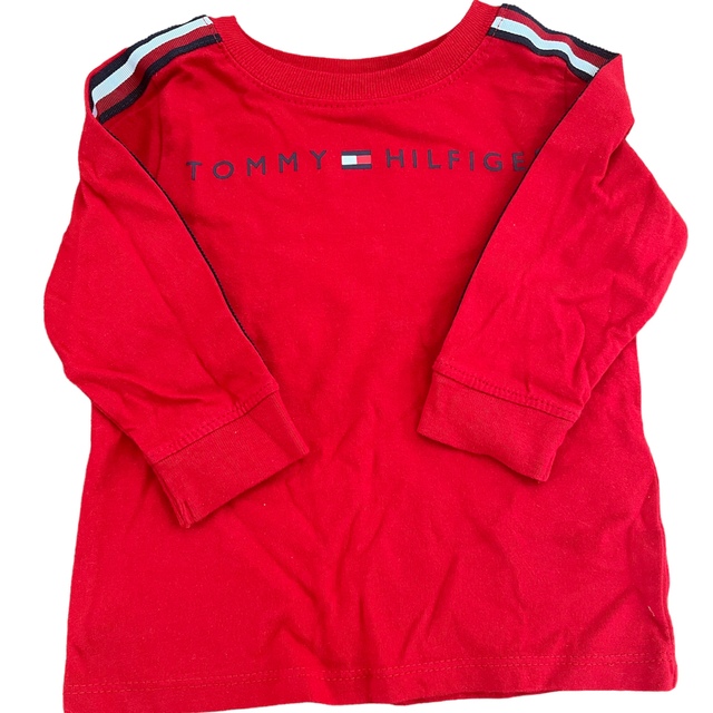 TOMMY HILFIGER(トミーヒルフィガー)のTOMMY HILFIGER  トップス キッズ/ベビー/マタニティのベビー服(~85cm)(Ｔシャツ)の商品写真