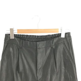 Stein シュタイン FAKE LEATHER TROUSERS フェイクレザートラウザー イージーテーパードパンツ ブラック ST.102