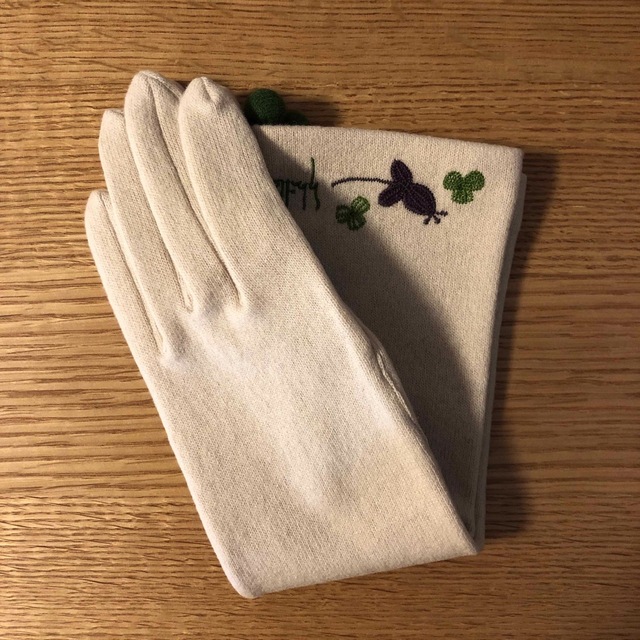 Sybilla(シビラ)のsybila シビラ　ウールセミロング手袋/刺繍手袋 ベージュ レディースのファッション小物(手袋)の商品写真